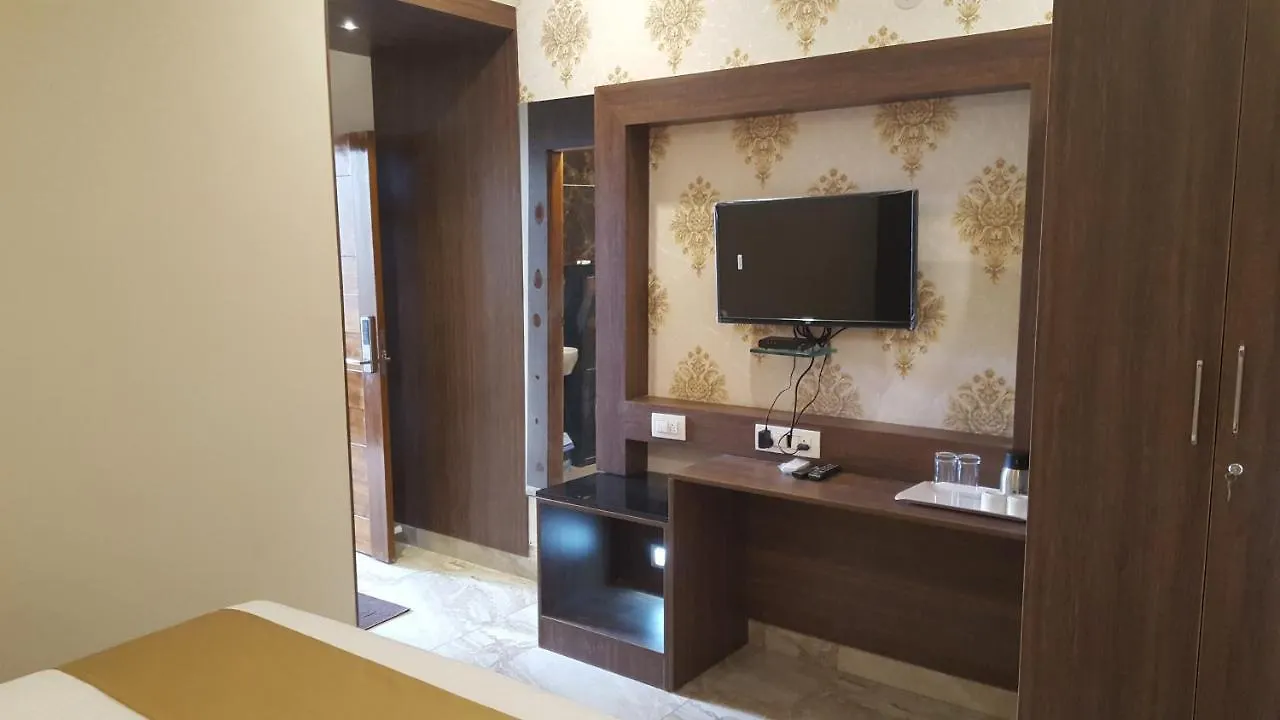 Ksr Galaxy Hotel Mysore